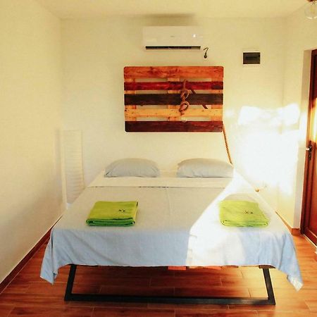 Donkey Farm Martinici - Farma Magaraca Martinici Bed & Breakfast Danilovgrad Екстериор снимка