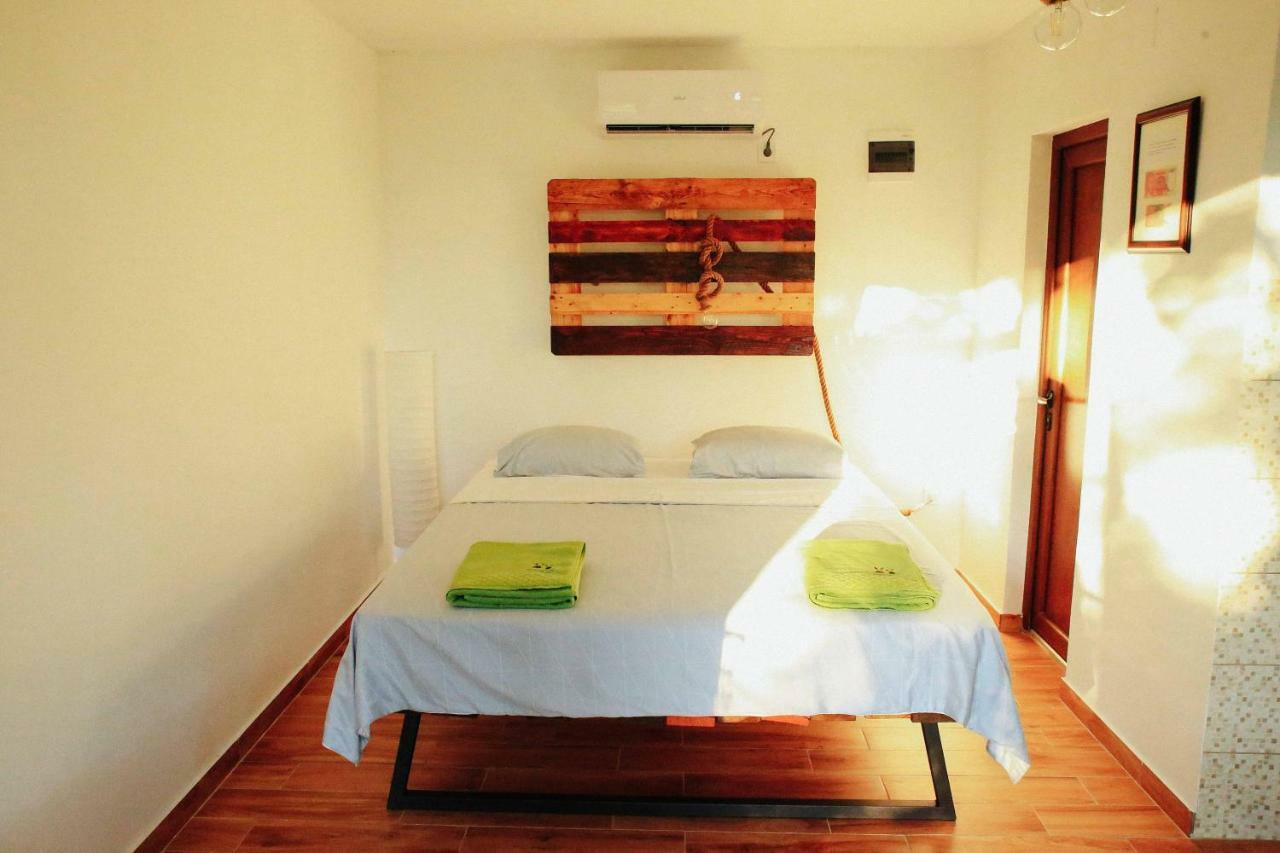 Donkey Farm Martinici - Farma Magaraca Martinici Bed & Breakfast Danilovgrad Екстериор снимка