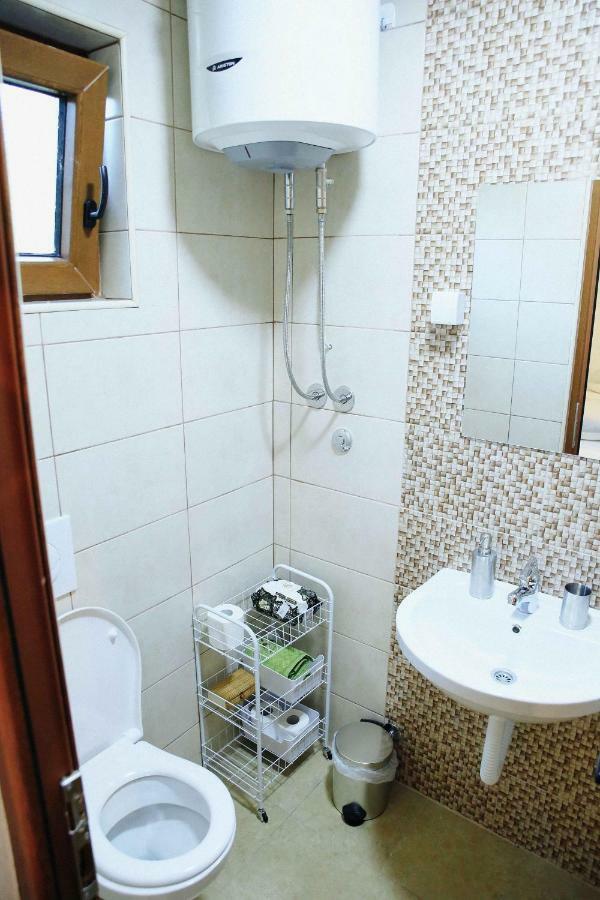Donkey Farm Martinici - Farma Magaraca Martinici Bed & Breakfast Danilovgrad Екстериор снимка